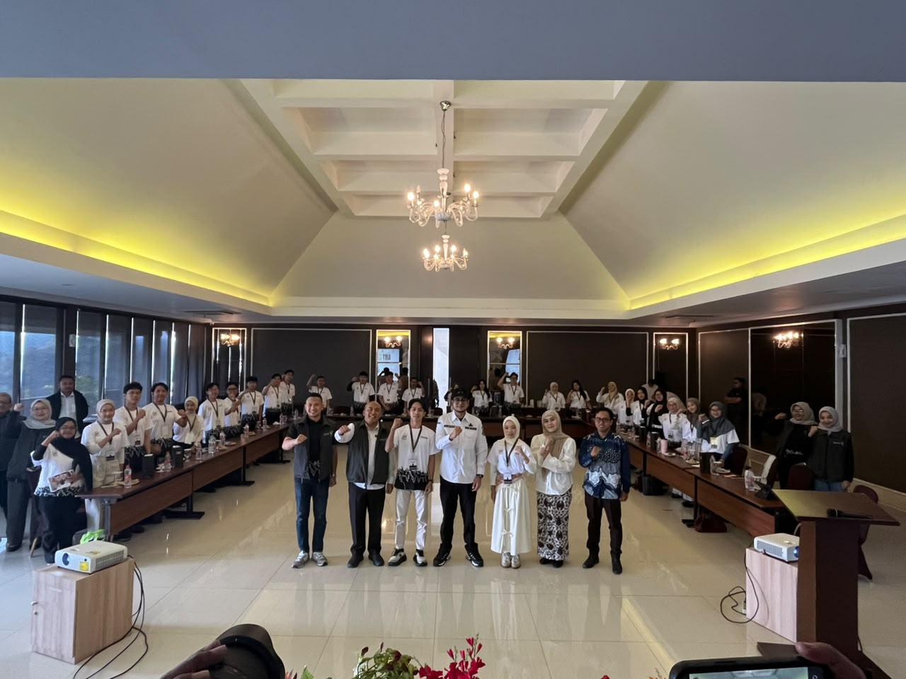 SUKSES!! Pelatihan Public Speaking untuk Pemuda/i Kota Sukabumi